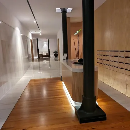 Chic Two-bedroom En In Town - Savoy Funchal (Madeira)