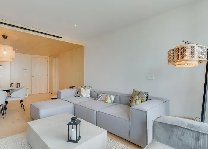 Lägenhet Chic Two-bedroom En In Town - Savoy