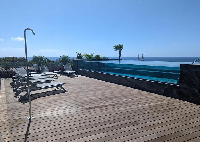 Chic Two-bedroom En In Town - Savoy Lägenhet *
