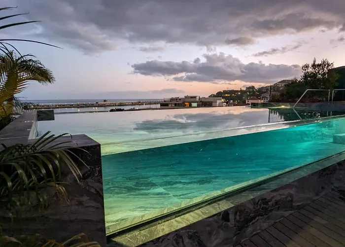 Appartamento Chic Two-bedroom En In Town - Savoy Funchal (Madeira)